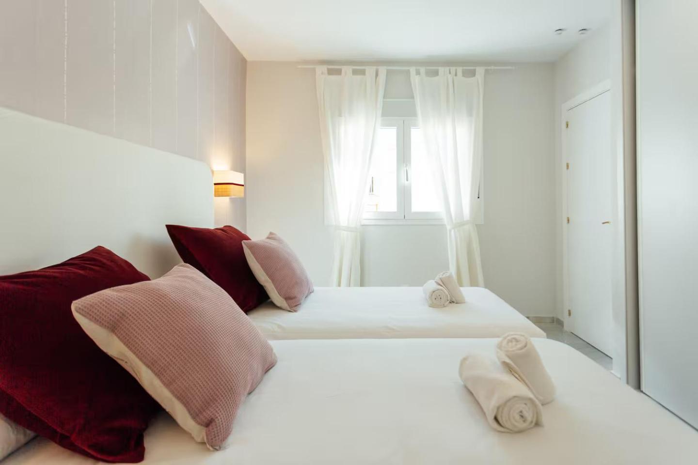 Apartament Reformed And Comfy- 2Bd 2Bth- Arenal Sewilla Zewnętrze zdjęcie