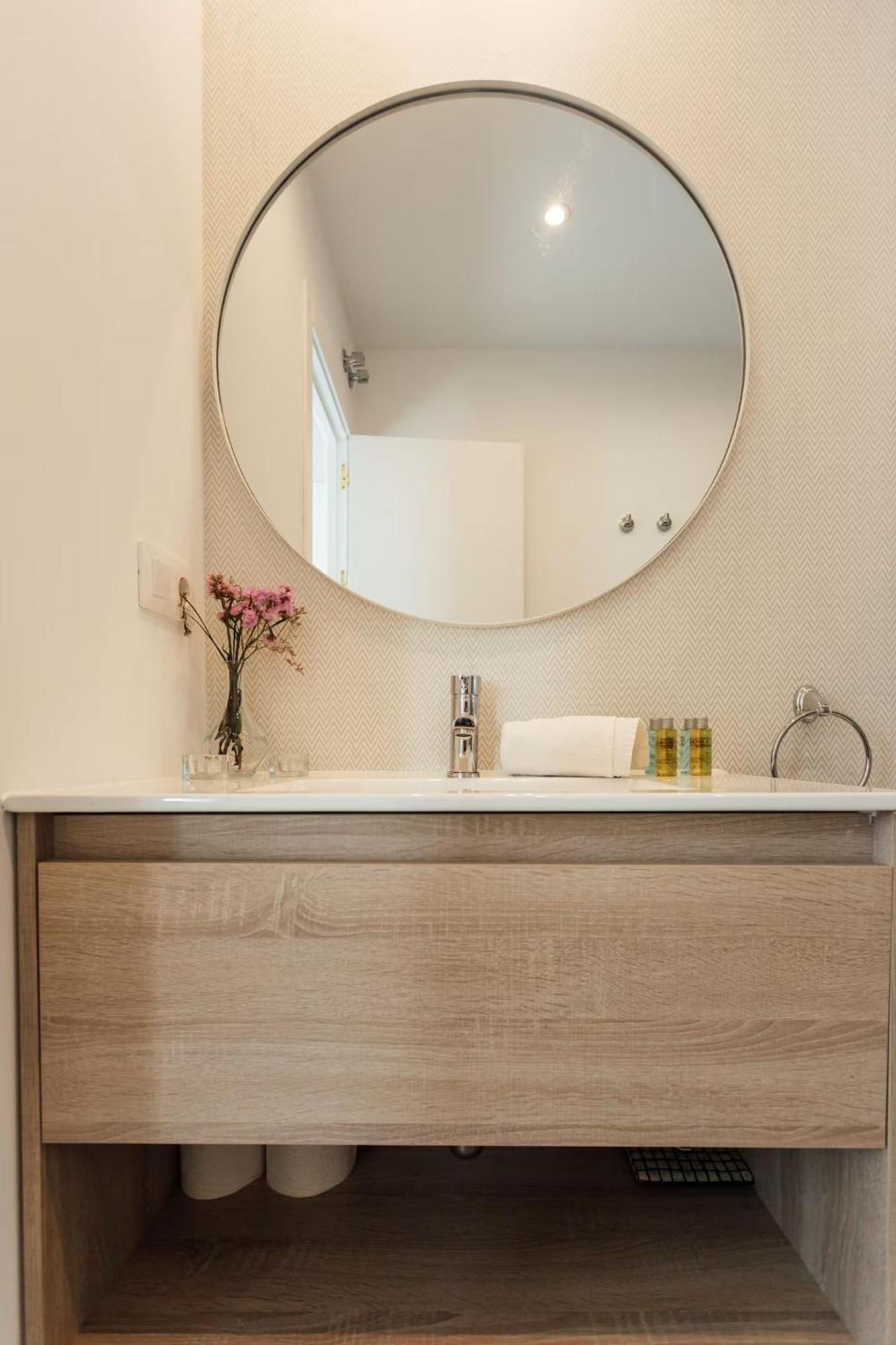 Apartament Reformed And Comfy- 2Bd 2Bth- Arenal Sewilla Zewnętrze zdjęcie