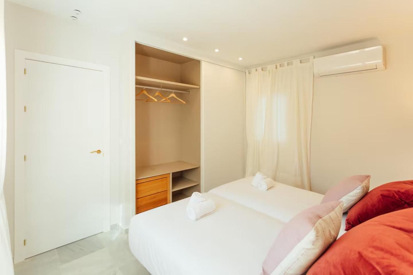 Apartament Reformed And Comfy- 2Bd 2Bth- Arenal Sewilla Zewnętrze zdjęcie