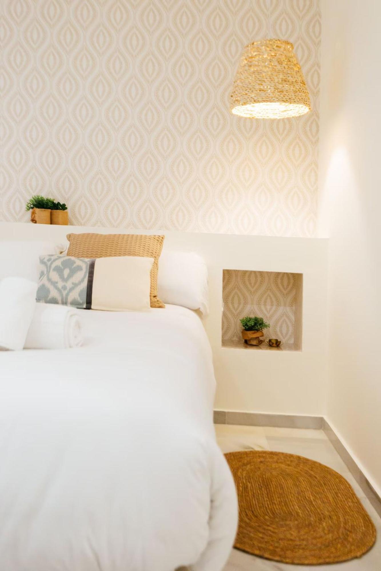 Apartament Reformed And Comfy- 2Bd 2Bth- Arenal Sewilla Zewnętrze zdjęcie